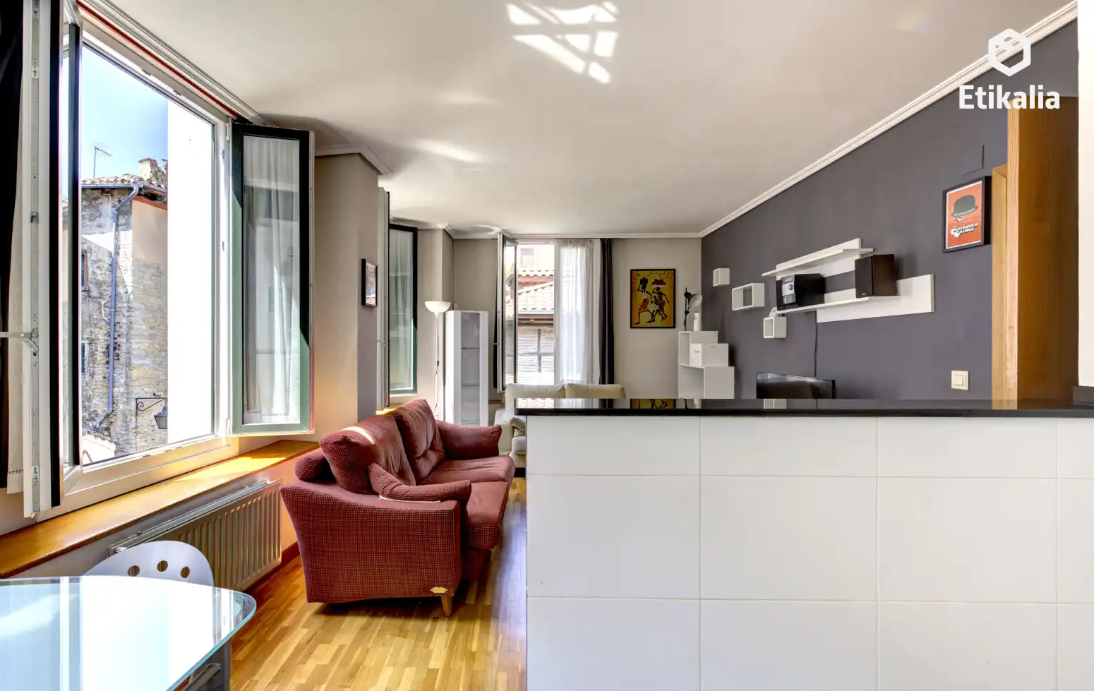 Sala d'estar de Pis en venda en Vitoria - Gasteiz amb Calefacció, Parquet i Traster