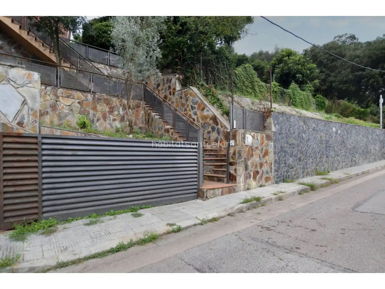 Casa con jardín en venta en Calle Baix Ebre 26, imagen 6