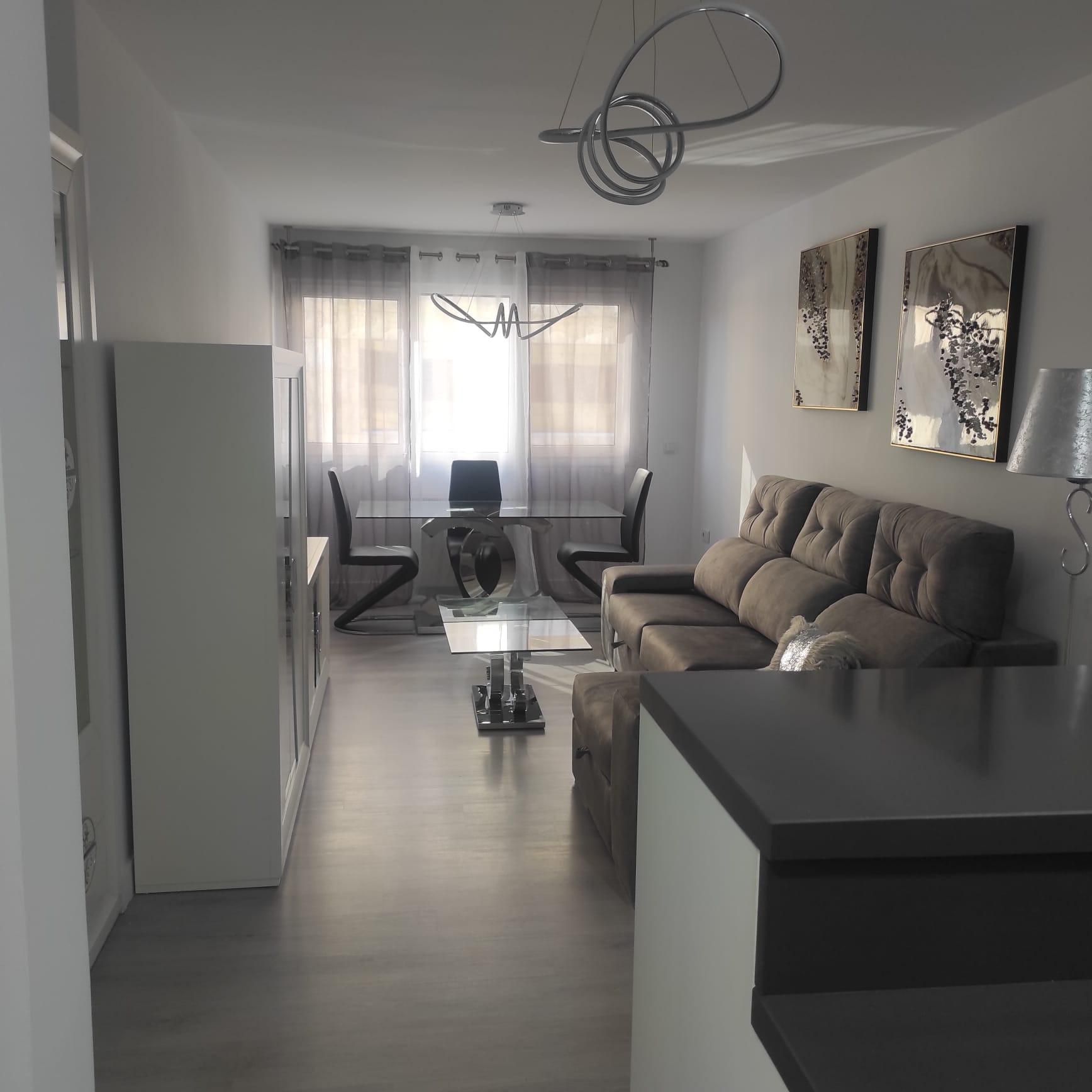 Sala d'estar de Apartament de lloguer en  Córdoba Capital amb Calefacció