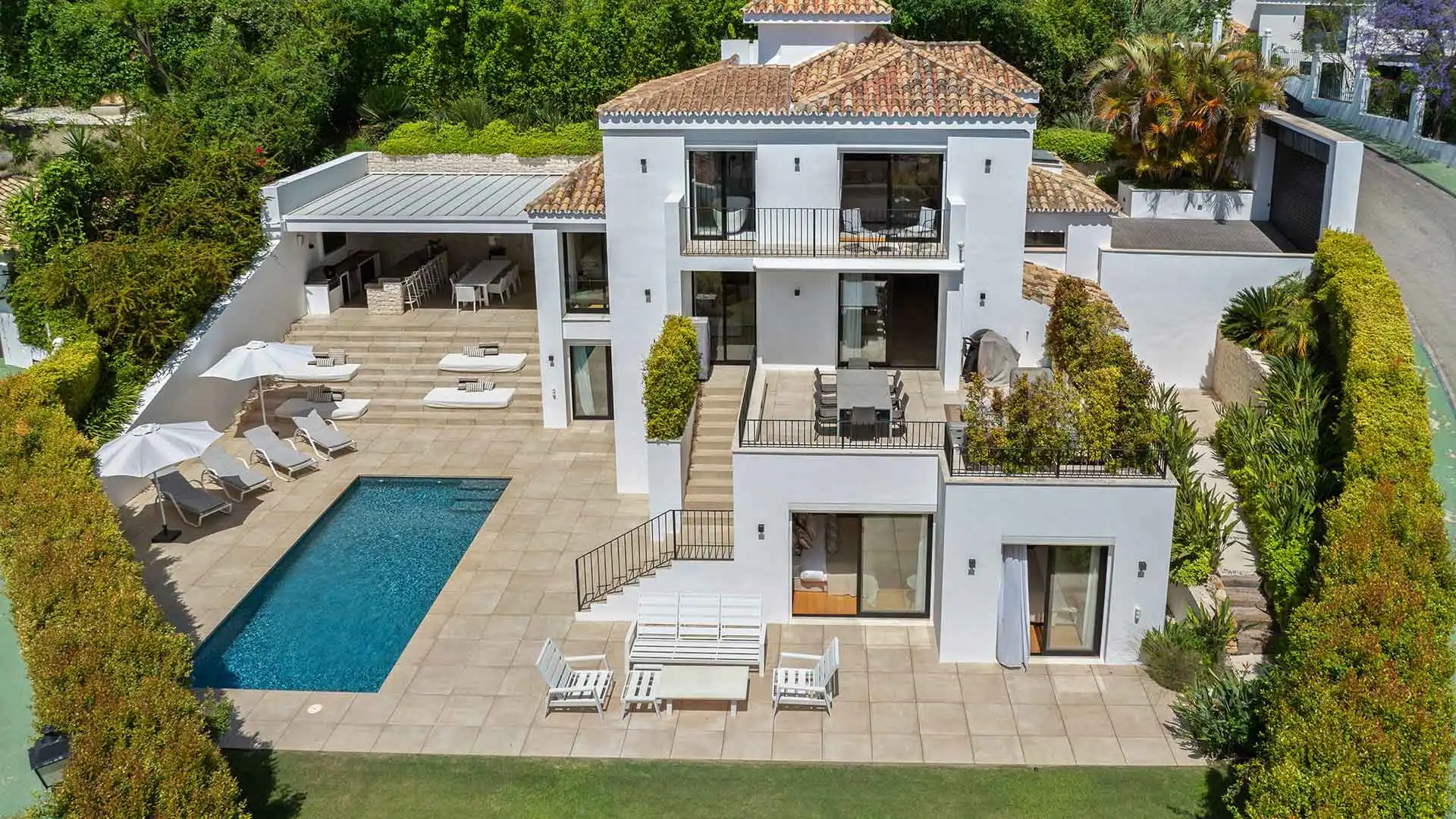 Casa con piscina in vendita a Nueva Andalucía