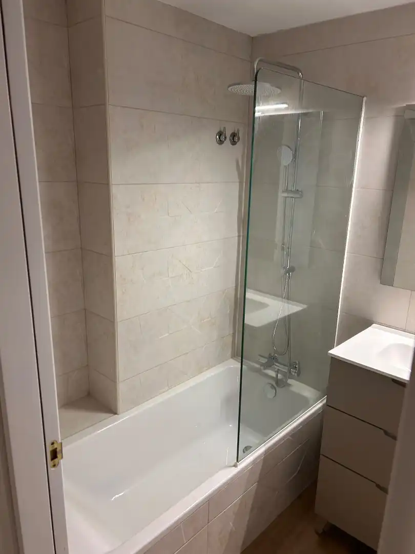 Badezimmer von Wohnung zur Miete in Mollet del Vallès mit Heizung, Balkon und Alarm