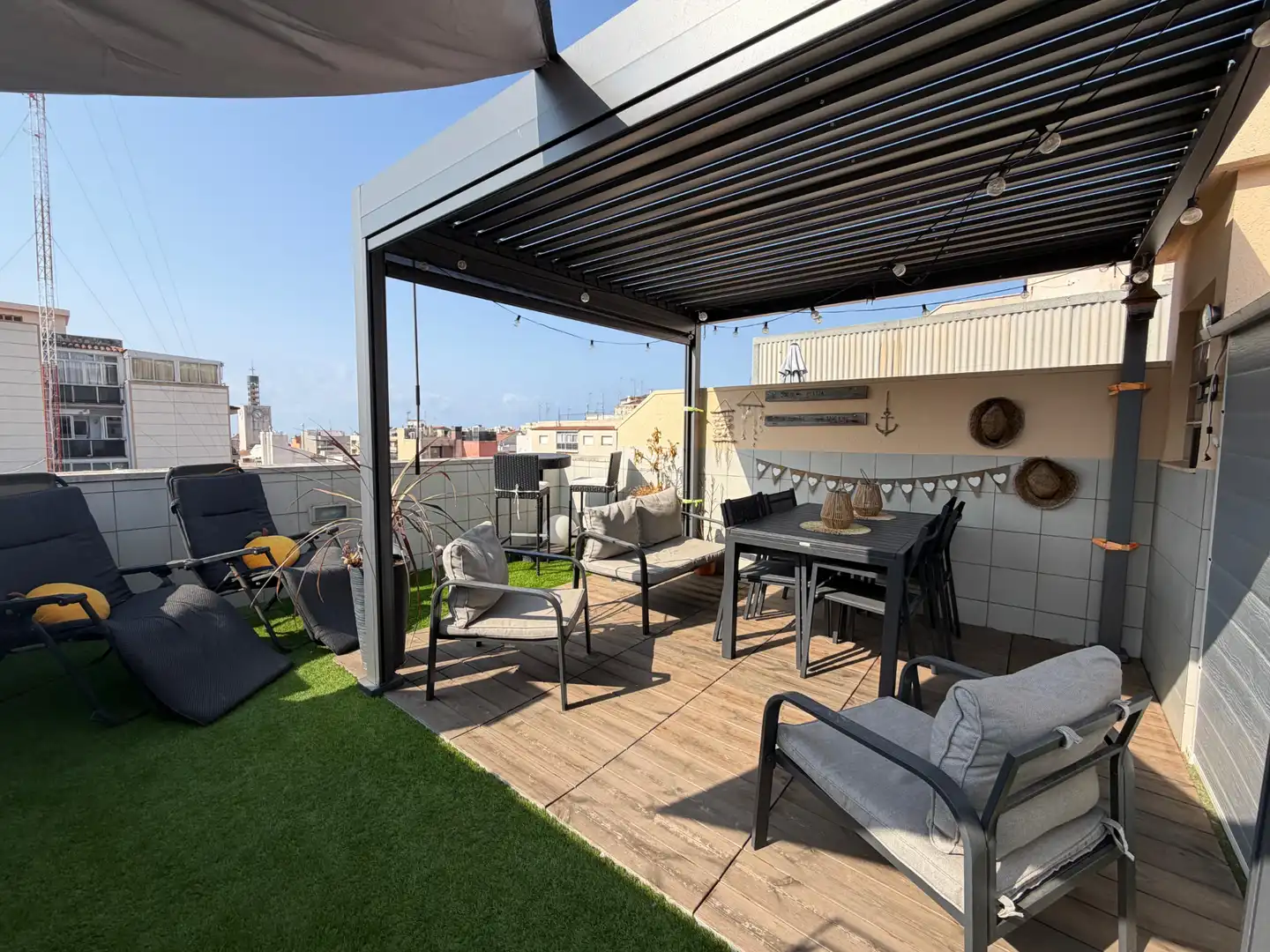 Ático con ascensor en venta en Carrer de Cristòfor Colom, imagen 2