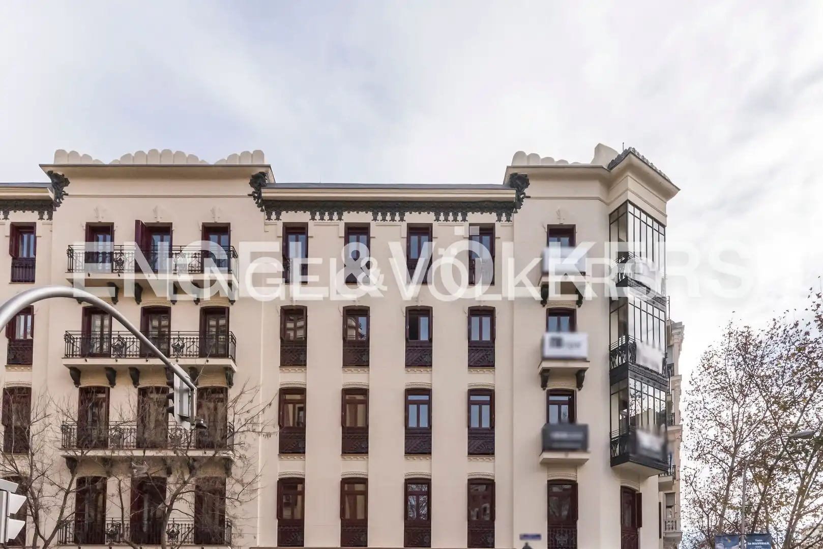 Außenansicht von Wohnung zur Miete in Madrid mit Klimaanlage, Heizung und Abstellraum