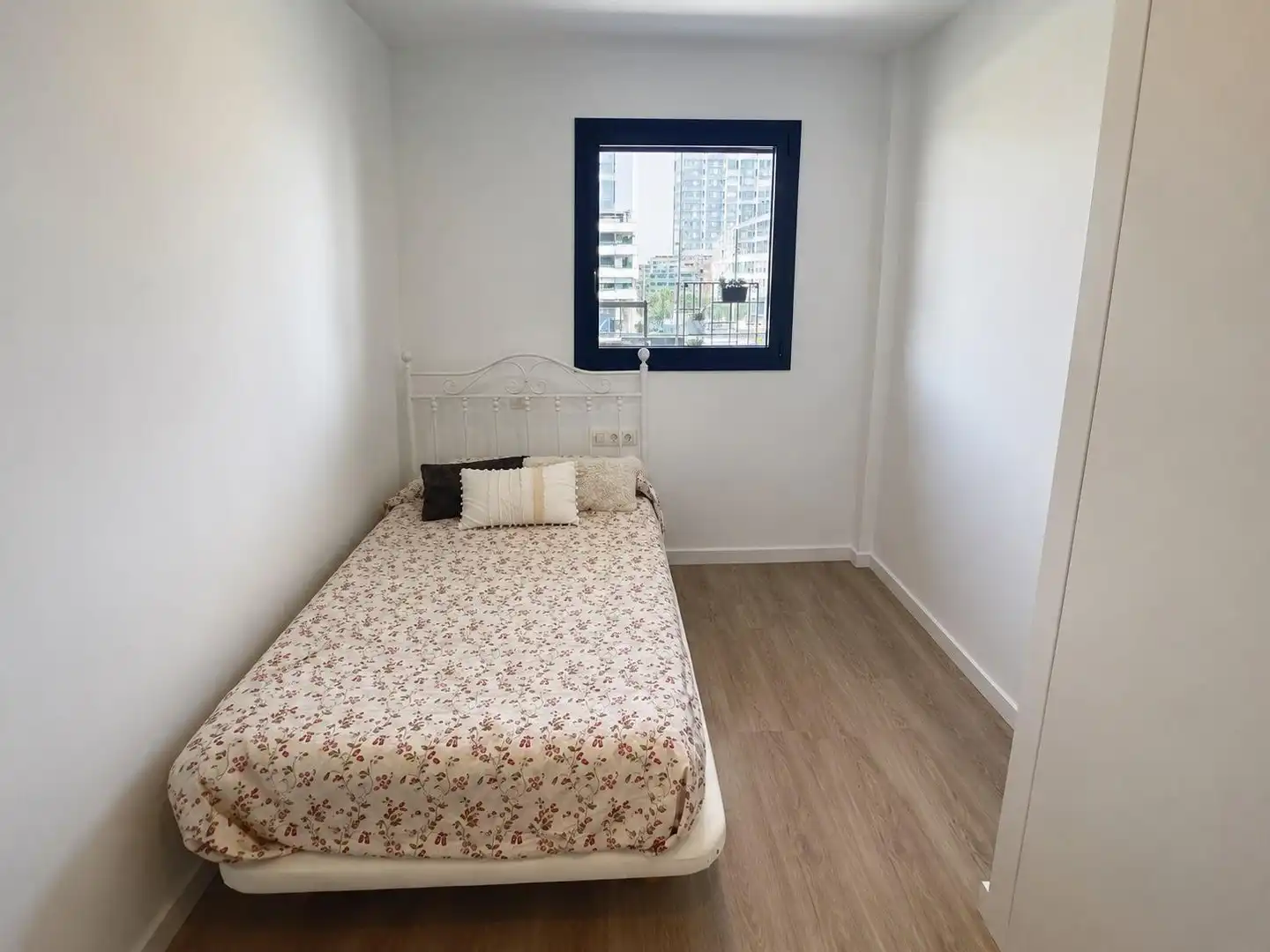 Habitación de Piso de alquiler en Badalona con Calefacción, Parquet y Trastero