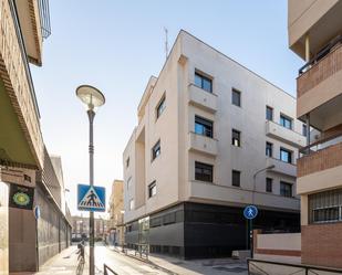 Vista exterior de Pis en venda en  Granada Capital amb Parquet