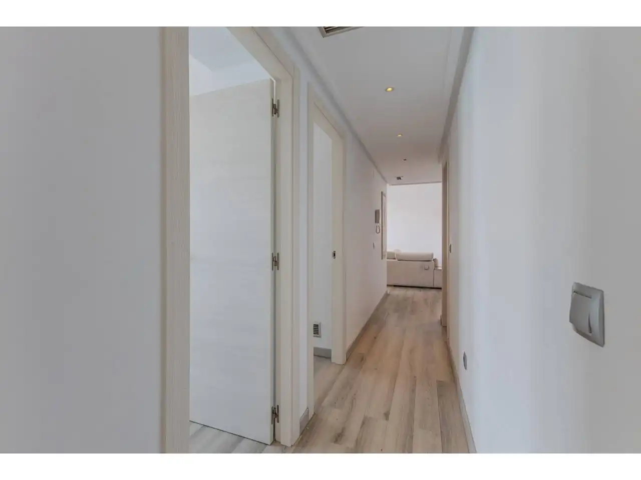 Piso en venta en Valencia con Aire acondicionado, Terraza y Amueblado