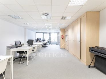 Ufficio con ascensore in vendita a Avinguda de Cerdanyola