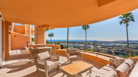 Foto 2 de Apartament en venda a Las Brisas, Marbella