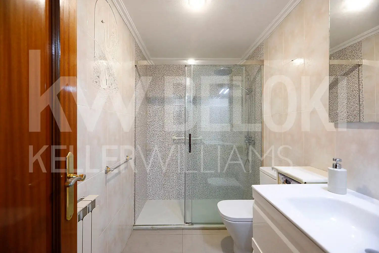 Baño de Piso de alquiler en Donostia - San Sebastián  con Calefacción, Amueblado y Balcón