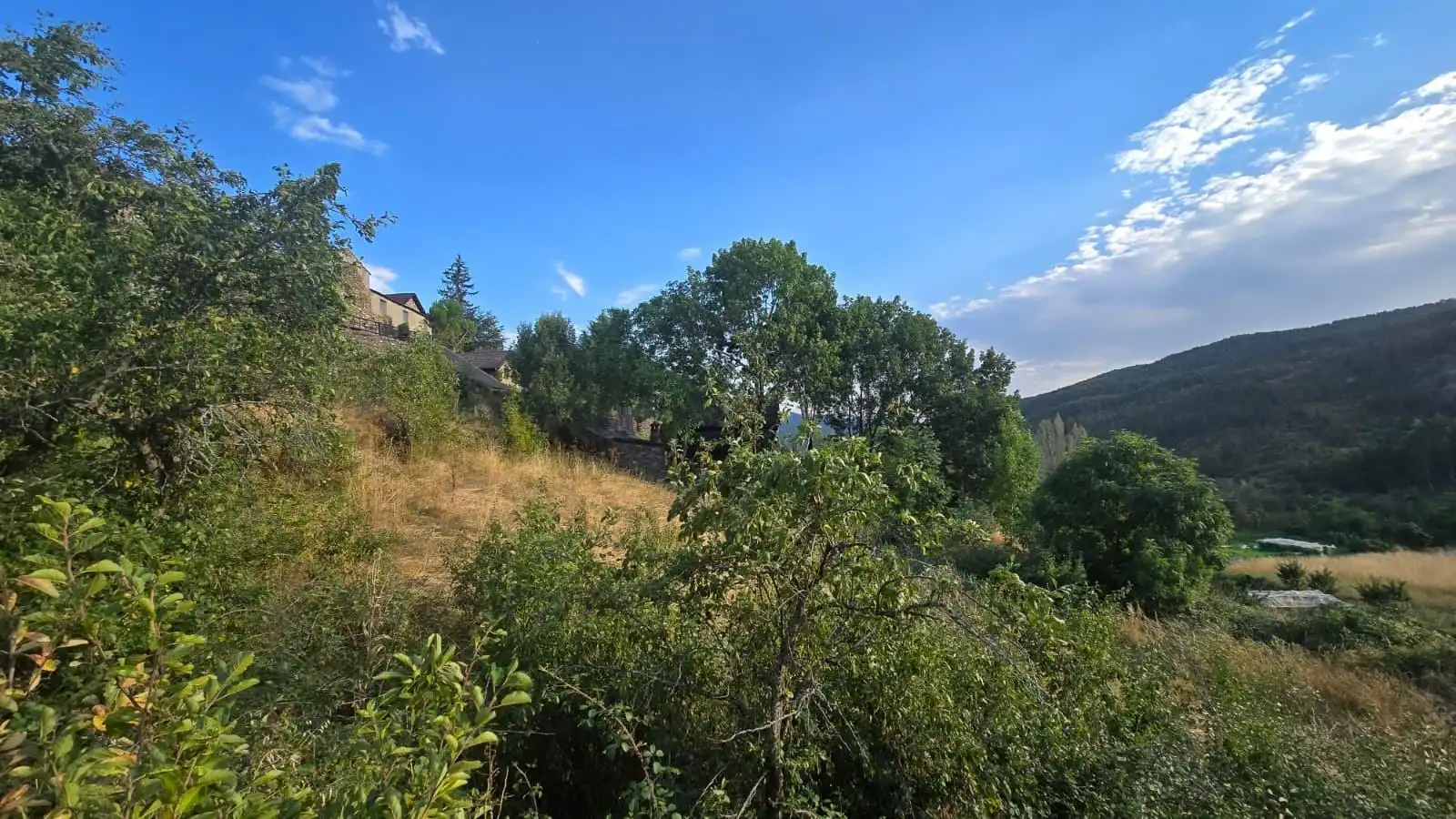 Residencial en venda en Aisa