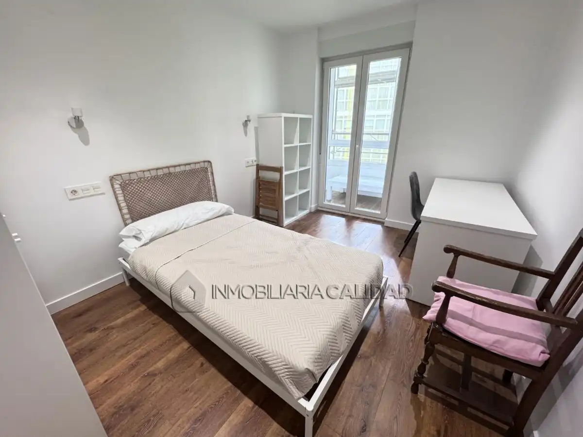 Bedroom of Flat for rent in Burgos  with Heating and Terrace