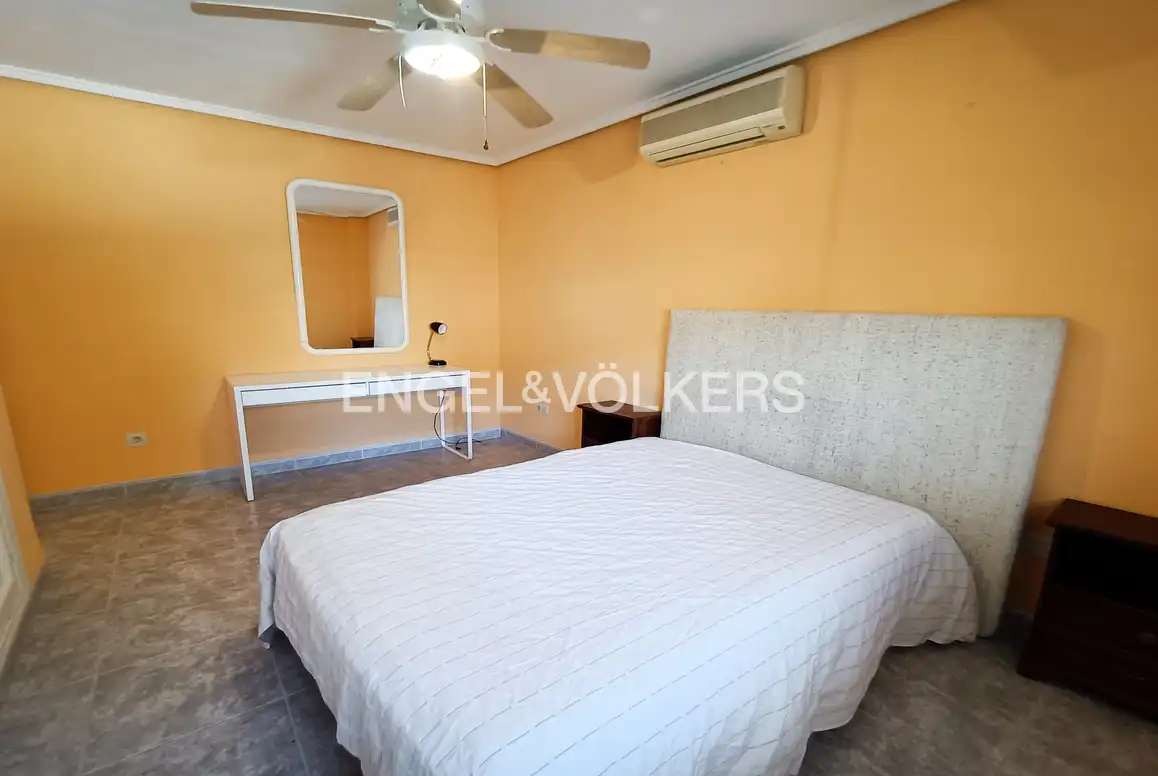 Bedroom of Houses for sale in Benidorm  with Air Conditioner, Private garden and Terrace