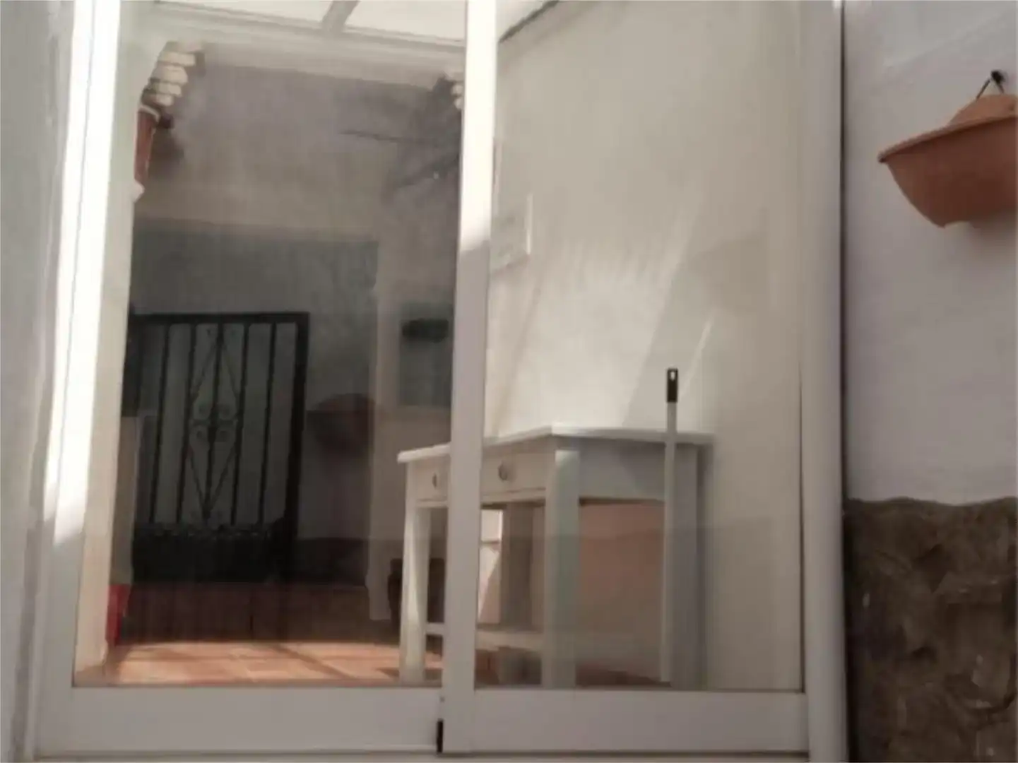 Dormitori de Casa adosada en venda en Yunquera amb Moblat i Balcó