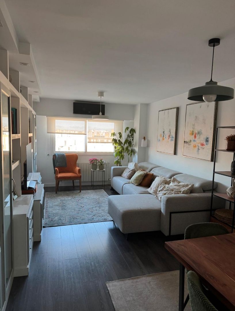 Sala de estar de Dúplex en venta en Coslada con Aire acondicionado, Calefacción y Trastero