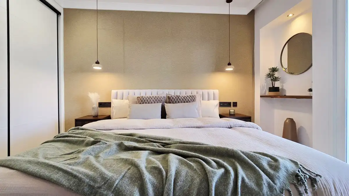 Dormitori de Apartament en venda en Benahavís amb Aire condicionat, Terrassa i Piscina comunitària