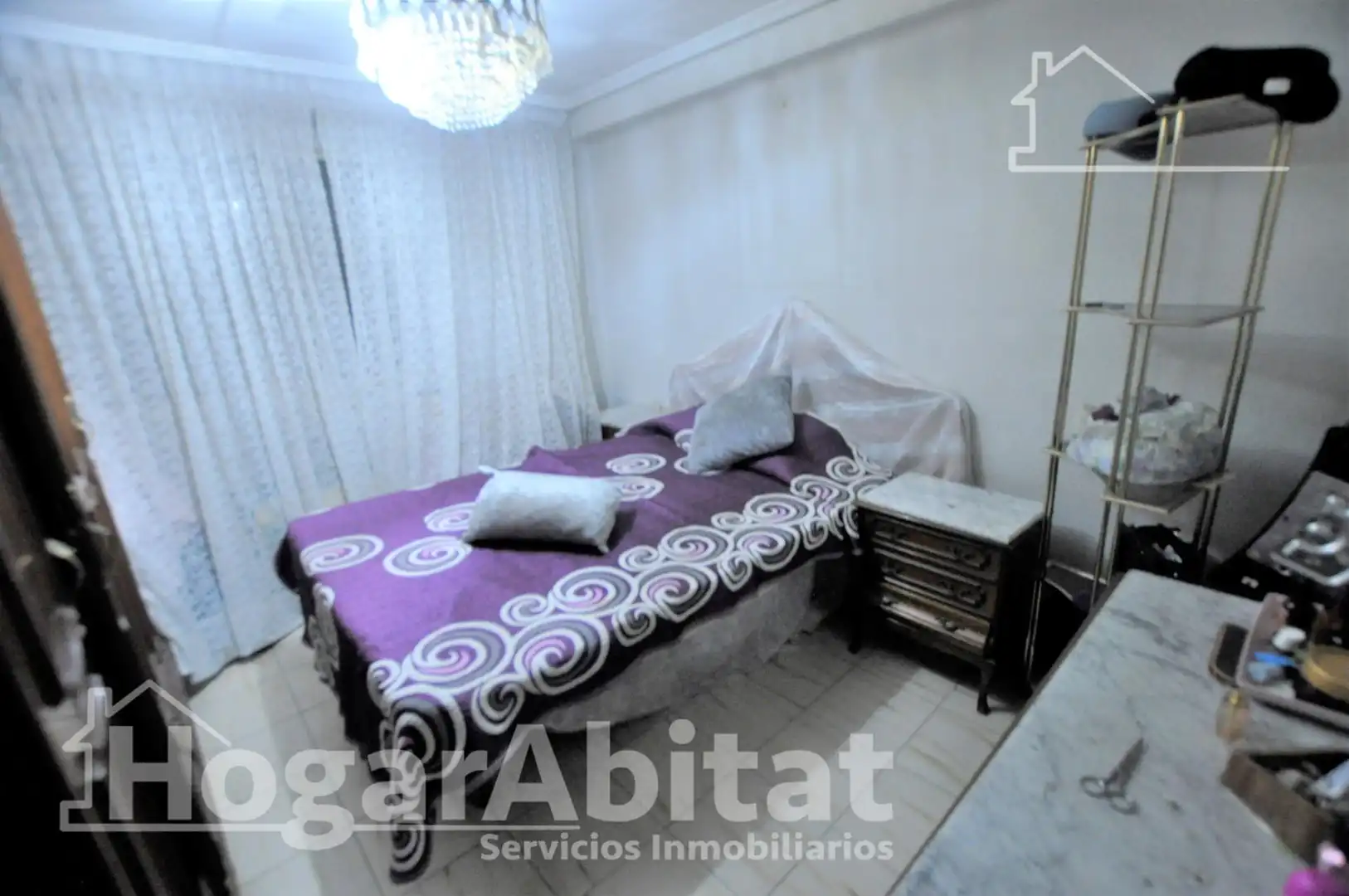 Bedroom of Flat for sale in Valencia  with Air Conditioner, Heating and Terrace