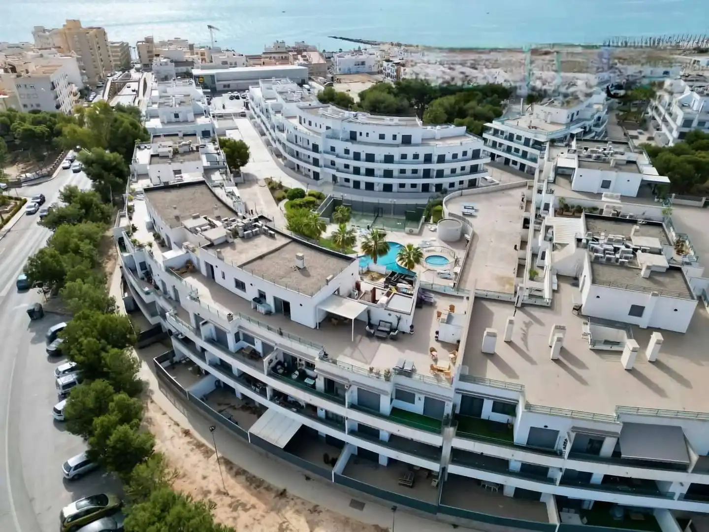 Außenansicht von Wohnungen zur Miete in Garrucha mit Klimaanlage, Heizung und Terrasse