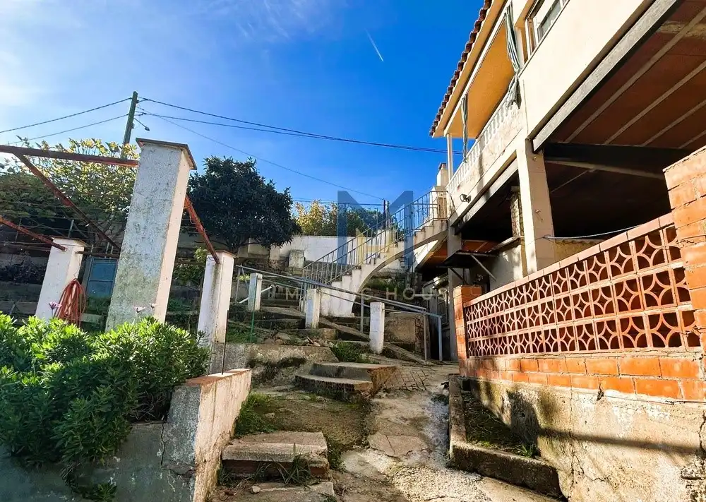 Vista exterior de Casa o xalet en venda en Maçanet de la Selva amb Aire condicionat, Calefacció i Jardí privat