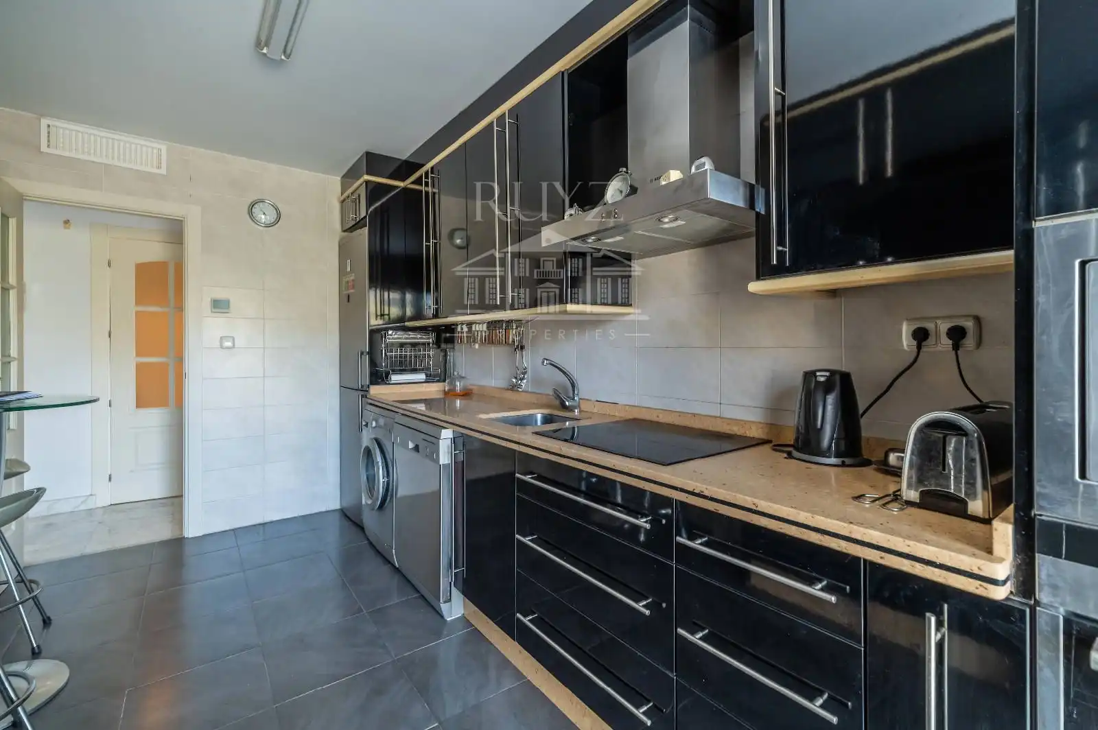 Cocina de Ático en venta en Salobreña con Aire acondicionado, Calefacción y Terraza