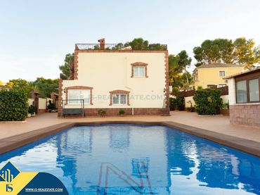 Xalet amb piscina en venda a Orihuela Costa