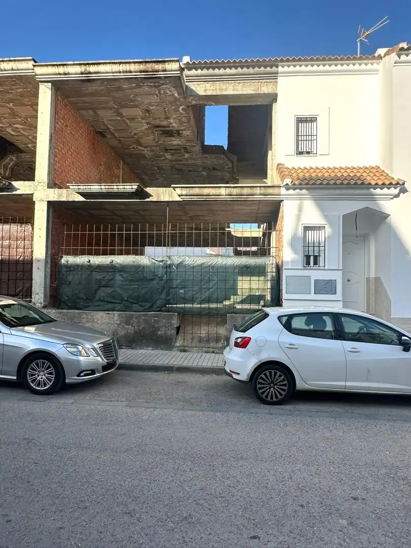 Vista exterior de Residencial en venta en Guillena