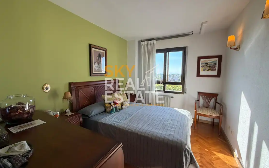 Schlafzimmer von Dachboden zum Verkauf in Centro
