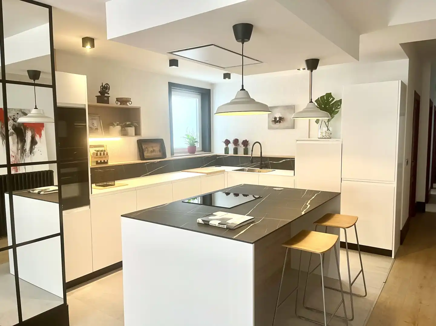 Cocina de Piso en venta en  Pamplona / Iruña con Aire acondicionado, Calefacción y Jardín privado