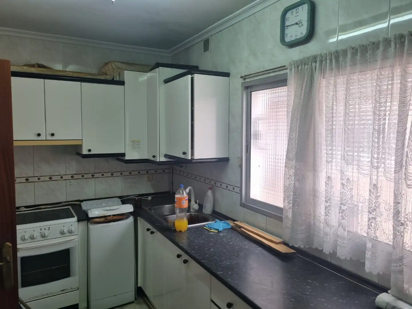 Kitchen of Houses for sale in Burgos  with Heating and Storage room
