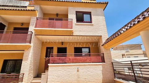 Foto 3 de Casa adosada en venda a Desamparados - Hurchillo - Torremendo, Orihuela