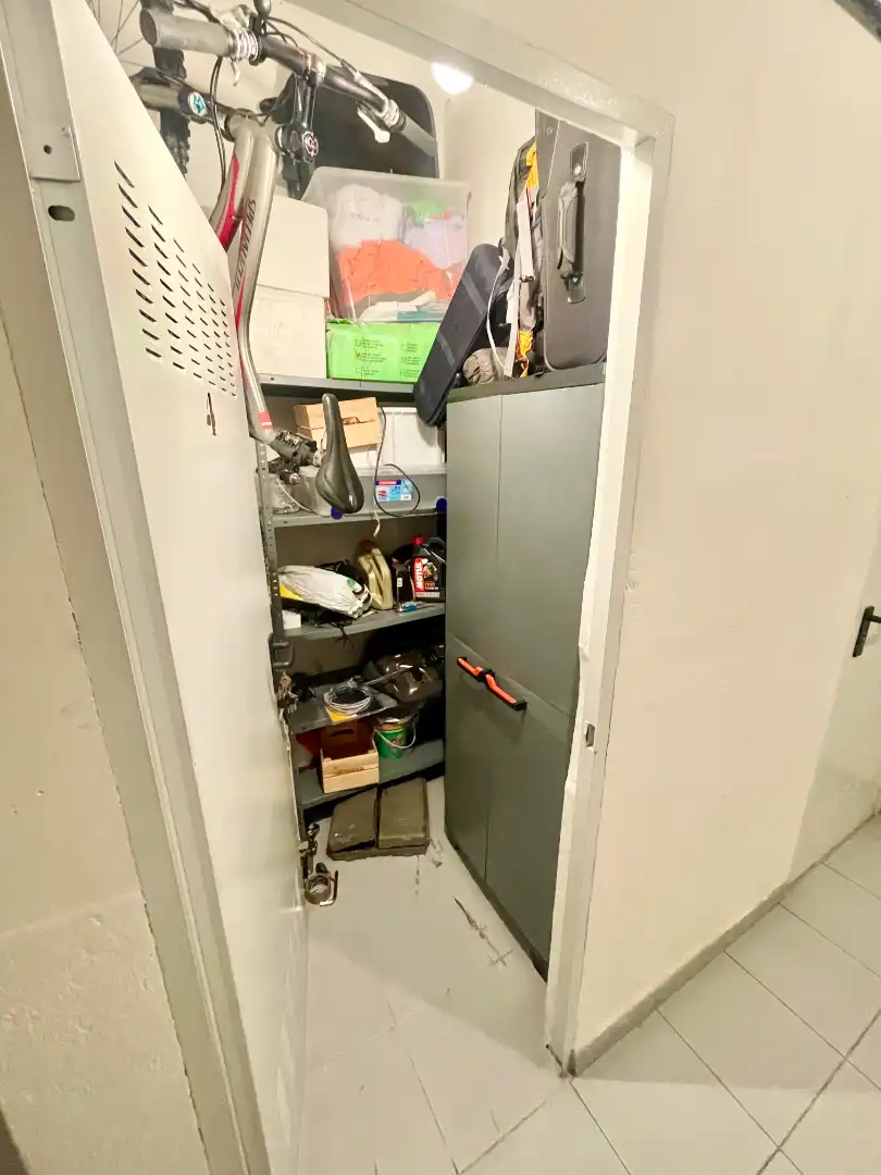 Piso en venta en Madrid con Calefacción, Terraza y Trastero