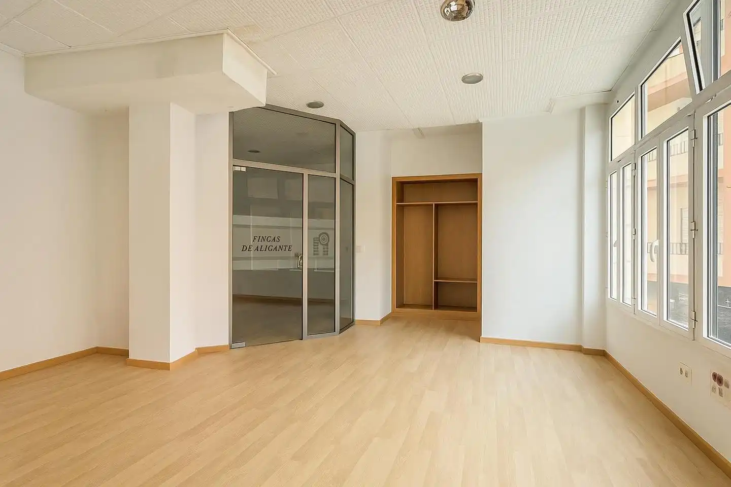 Oficina en venta en Alicante / Alacant