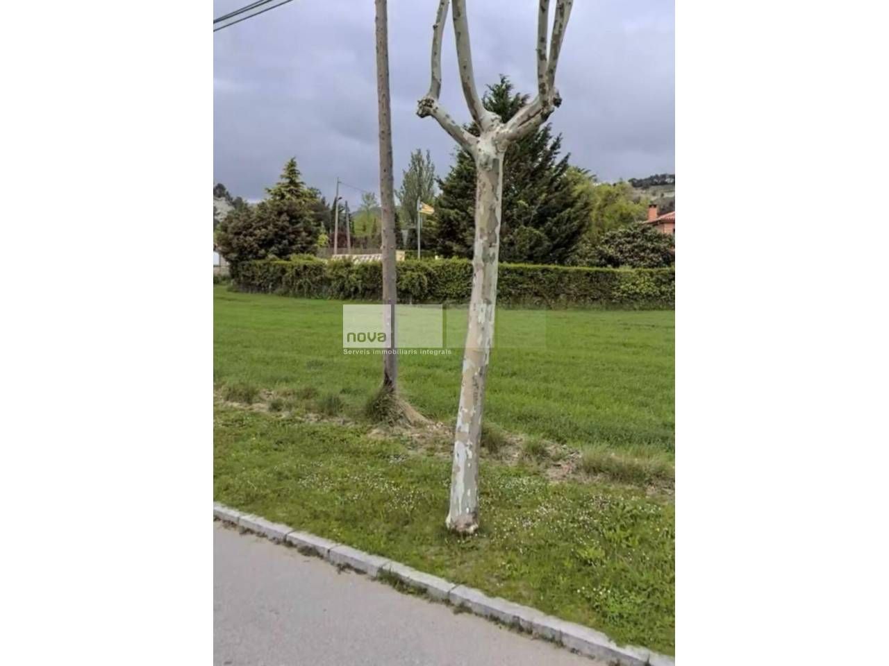 Industrial land for sale in Tona