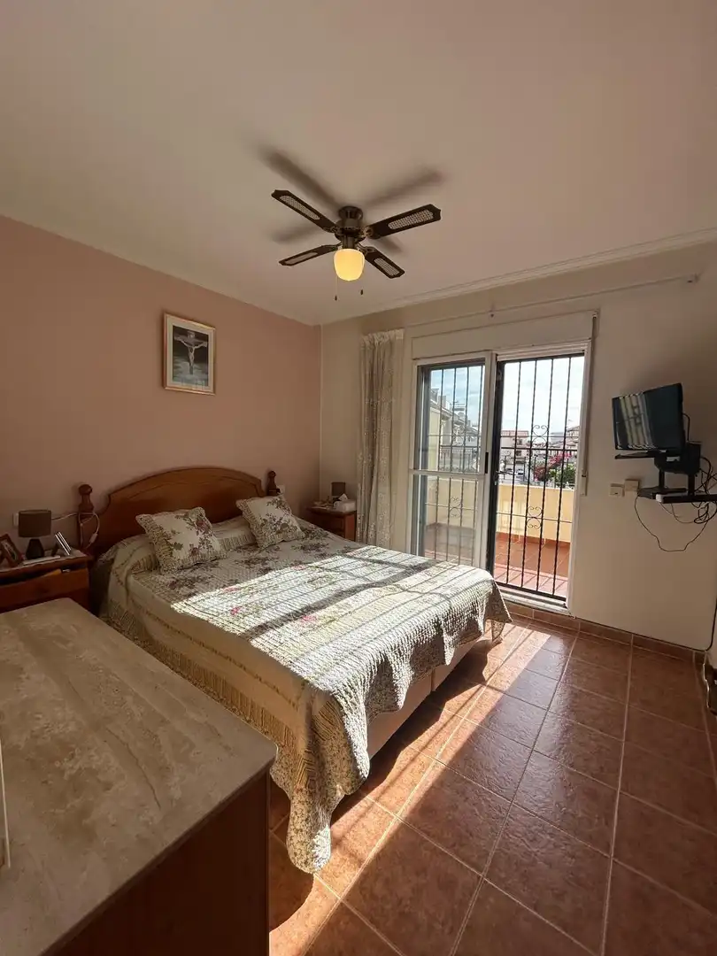 Dormitori de Dúplex en venda en Torrevieja amb Aire condicionat, Terrassa i Piscina comunitària
