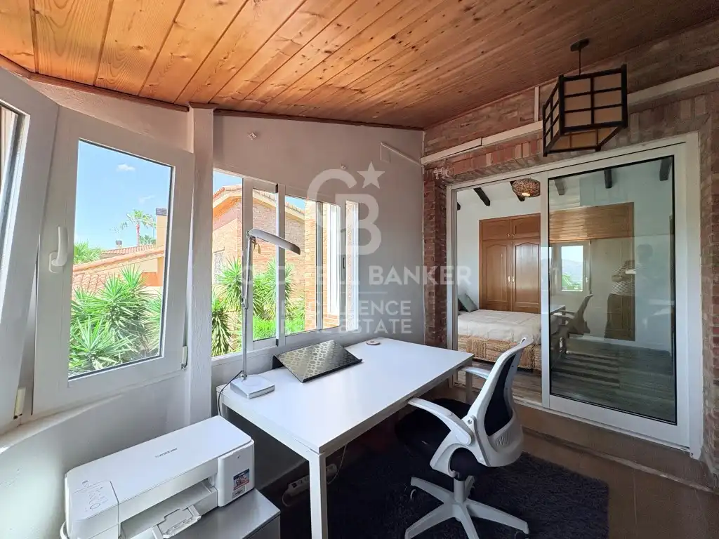 Houses for sale in Calle Goya-La Loma, La Loma
