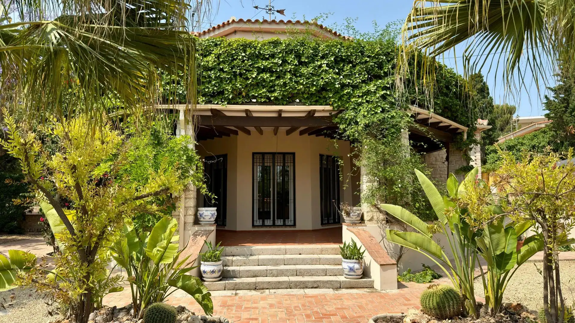 Casa o xalet en venda en Alicante / Alacant amb Aire condicionat, Calefacció i Jardí privat