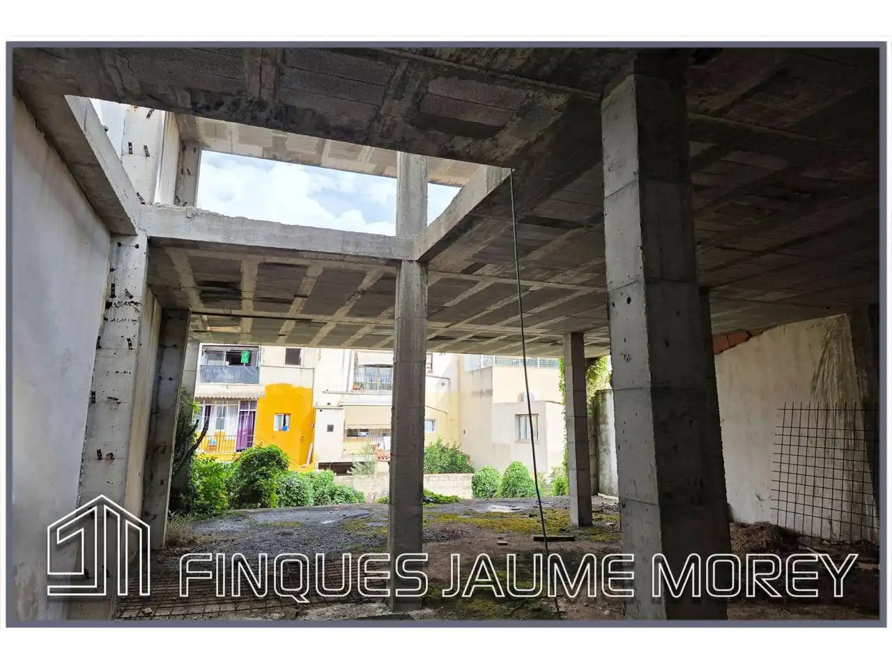 Detached house with garden for sale in Calle Castillo Castell de Bellver 1, imagen 7