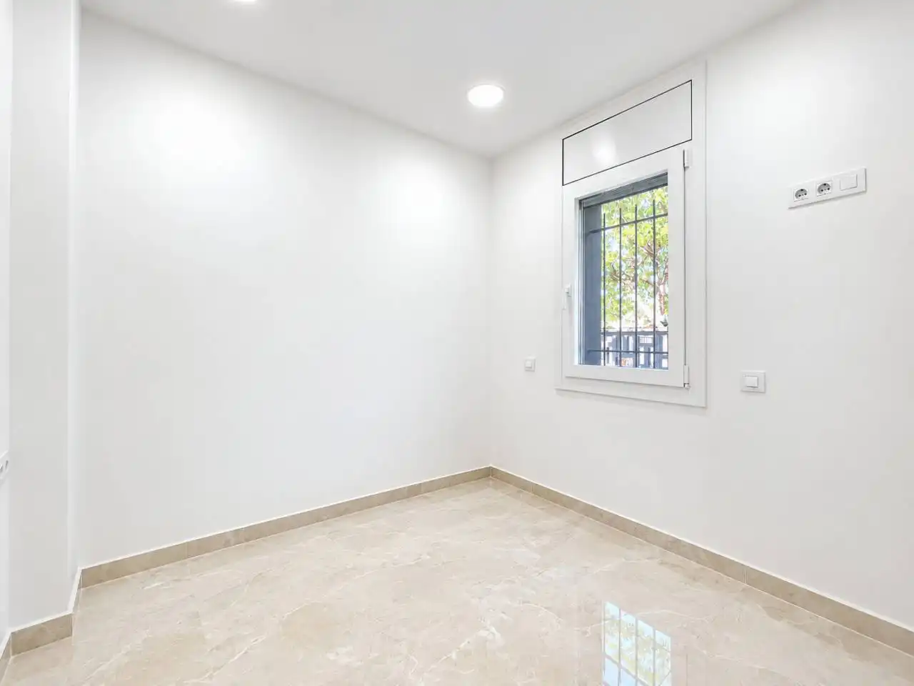 Pis amb jardí en venda a Sarrià de Ter, imagen 11