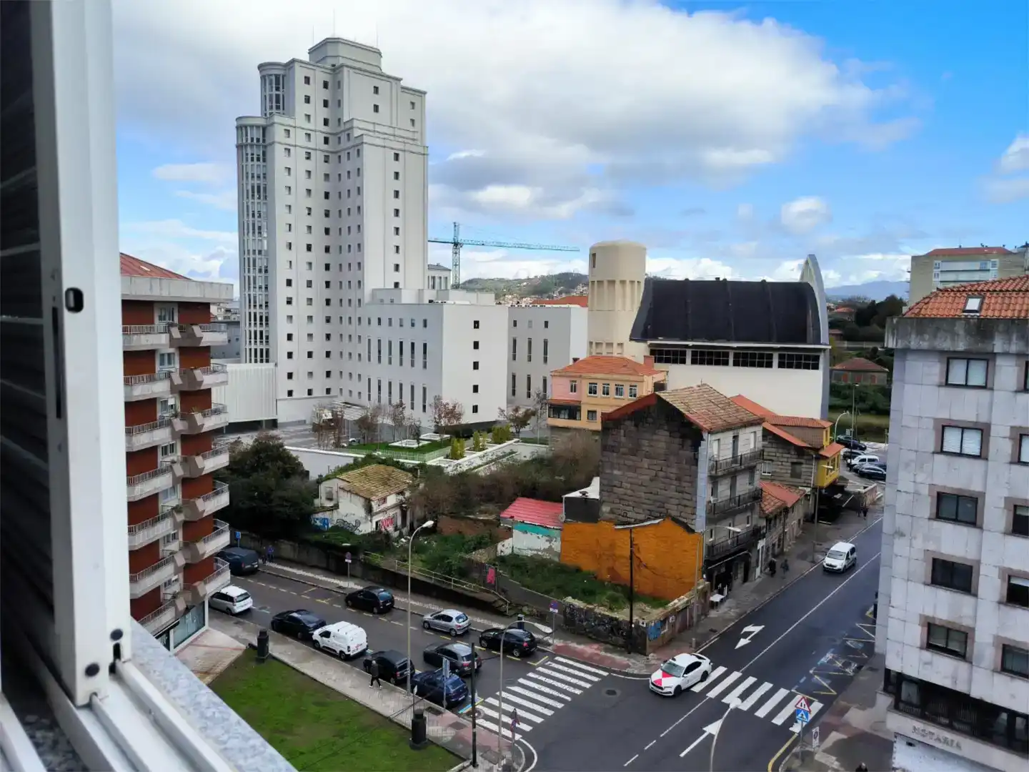 Außenansicht von Wohnung zur Miete in Vigo  mit Privatgarten, Parkett und Abstellraum
