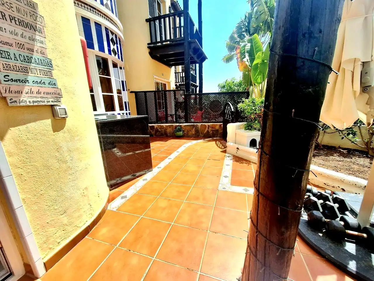 Terrasse von Erdgeschoss zum Verkauf in San Bartolomé de Tirajana mit Klimaanlage, Terrasse und Möbliert