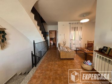 Chalet con piscina en venta en Toràs