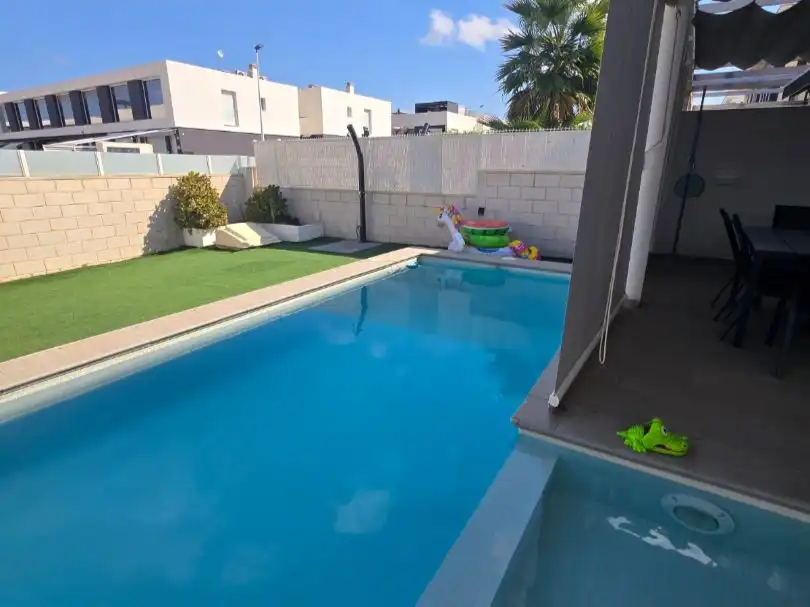 Piscina de Casa o chalet en venta en Santa Pola con Aire acondicionado, Terraza y Piscina