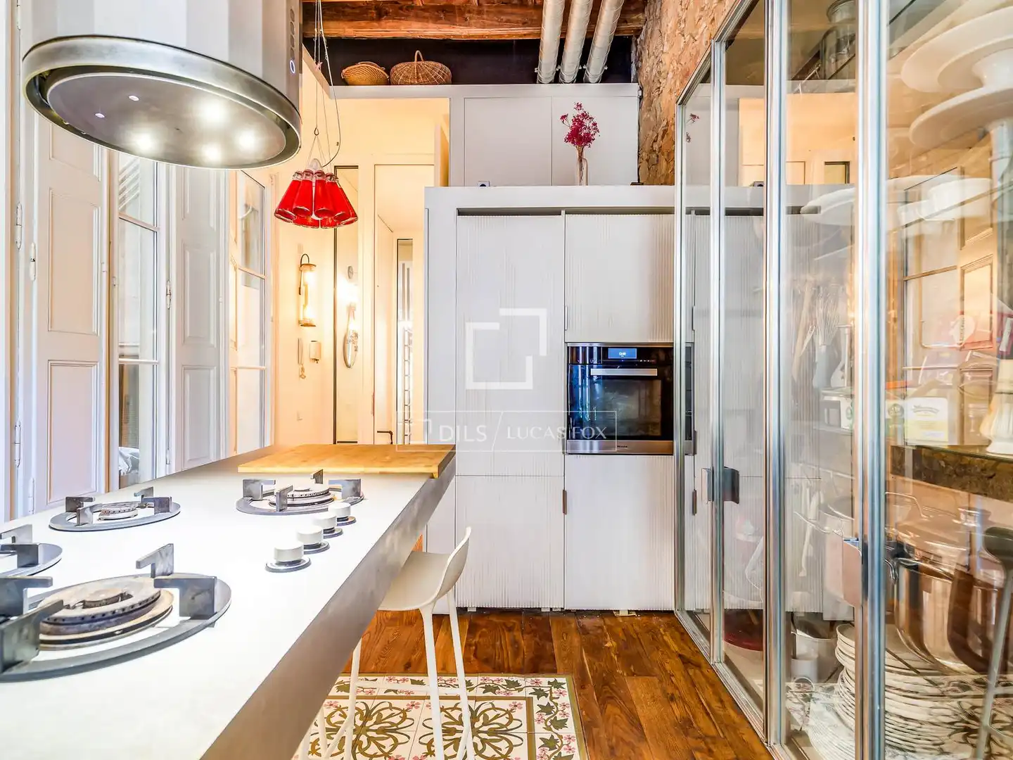 Cocina de Piso en venta en Barcelona con Aire acondicionado, Calefacción y Jardín privado