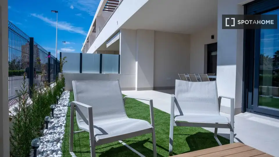 Terrasse von Wohnungen zur untervermieten in Torrevieja mit Klimaanlage, Heizung und Terrasse