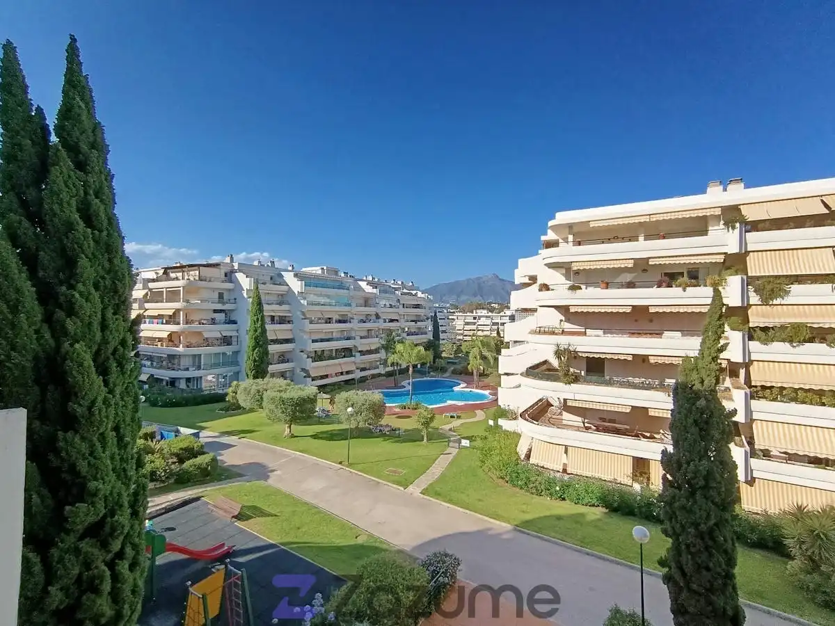 Exterior view of Flat for rent in Marbella  with Heating, Terrace and Swimming Pool