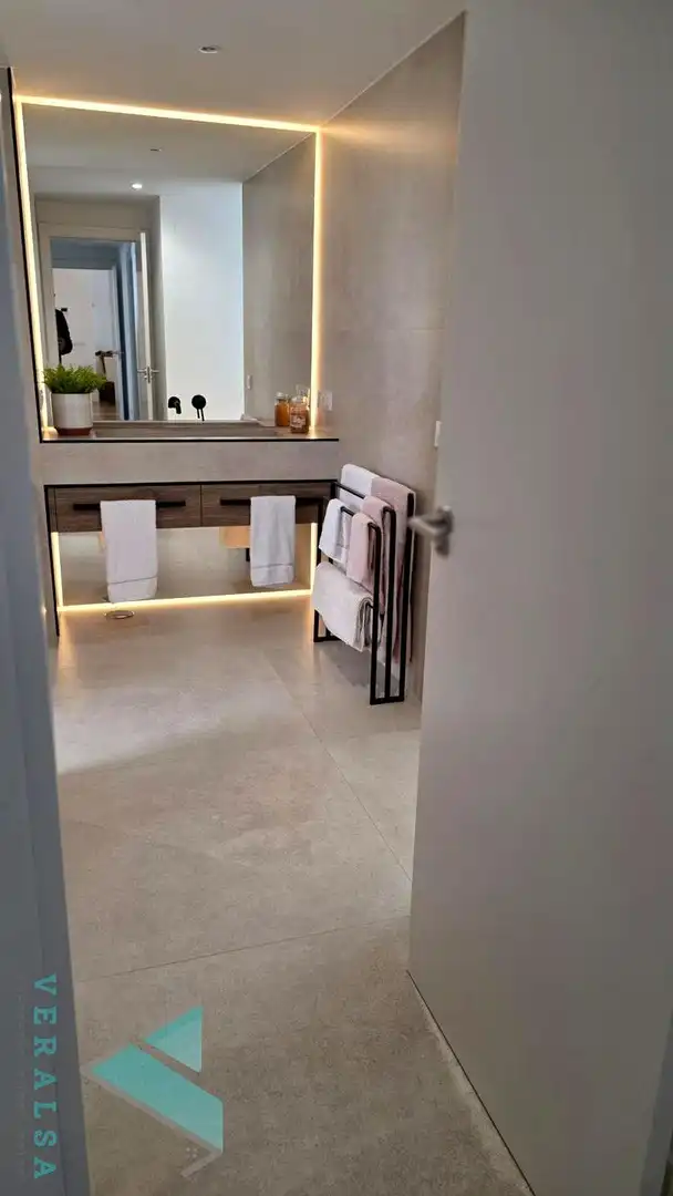 Baño de Piso en venta en Madrid con Aire acondicionado, Calefacción y Terraza