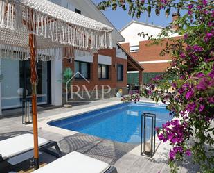 Swimming pool of House or chalet for sale in Canet de Mar  with Air Conditioner, Heating and Private garden