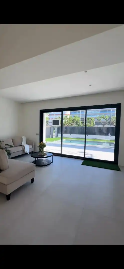 Swimming pool of Houses for sale in Sant Cugat del Vallès  with Air Conditioner, Heating and Private garden