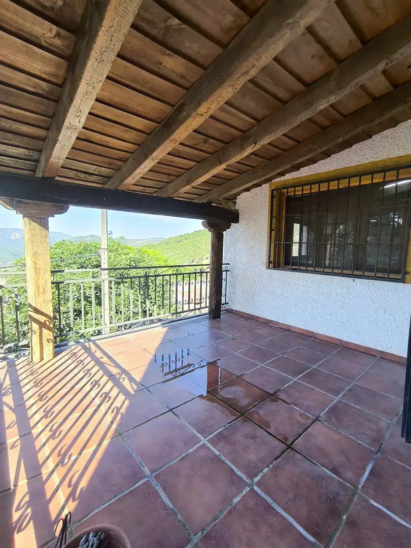 Terrassa de Casa o xalet en venda en Baños de la Encina amb Aire condicionat, Jardí privat i Terrassa