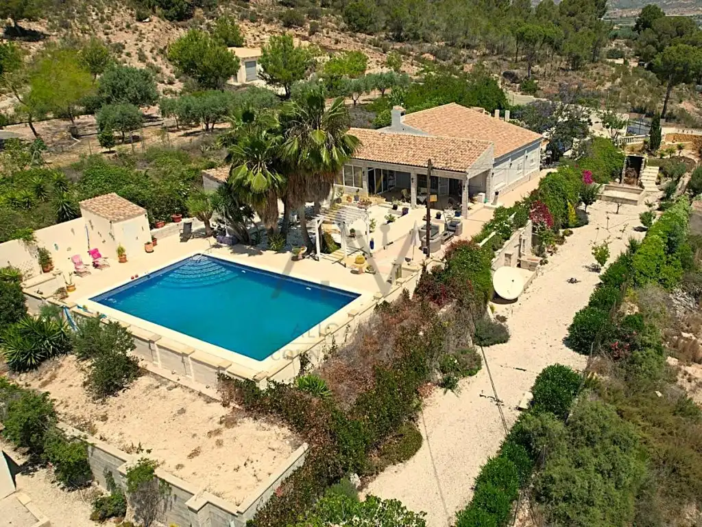Villa avec piscine à vendre à Pedanías Oeste