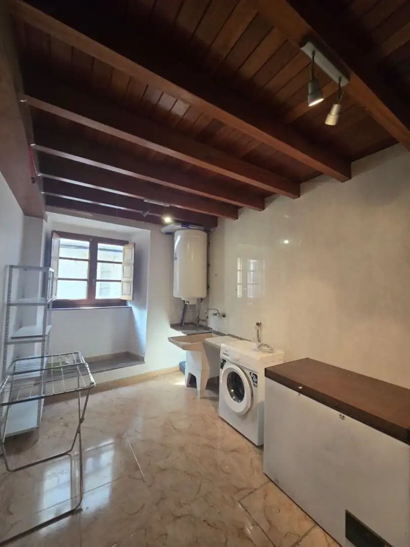 Cocina de Casa adosada en venta en Viveiro con Calefacción, Parquet y Horno
